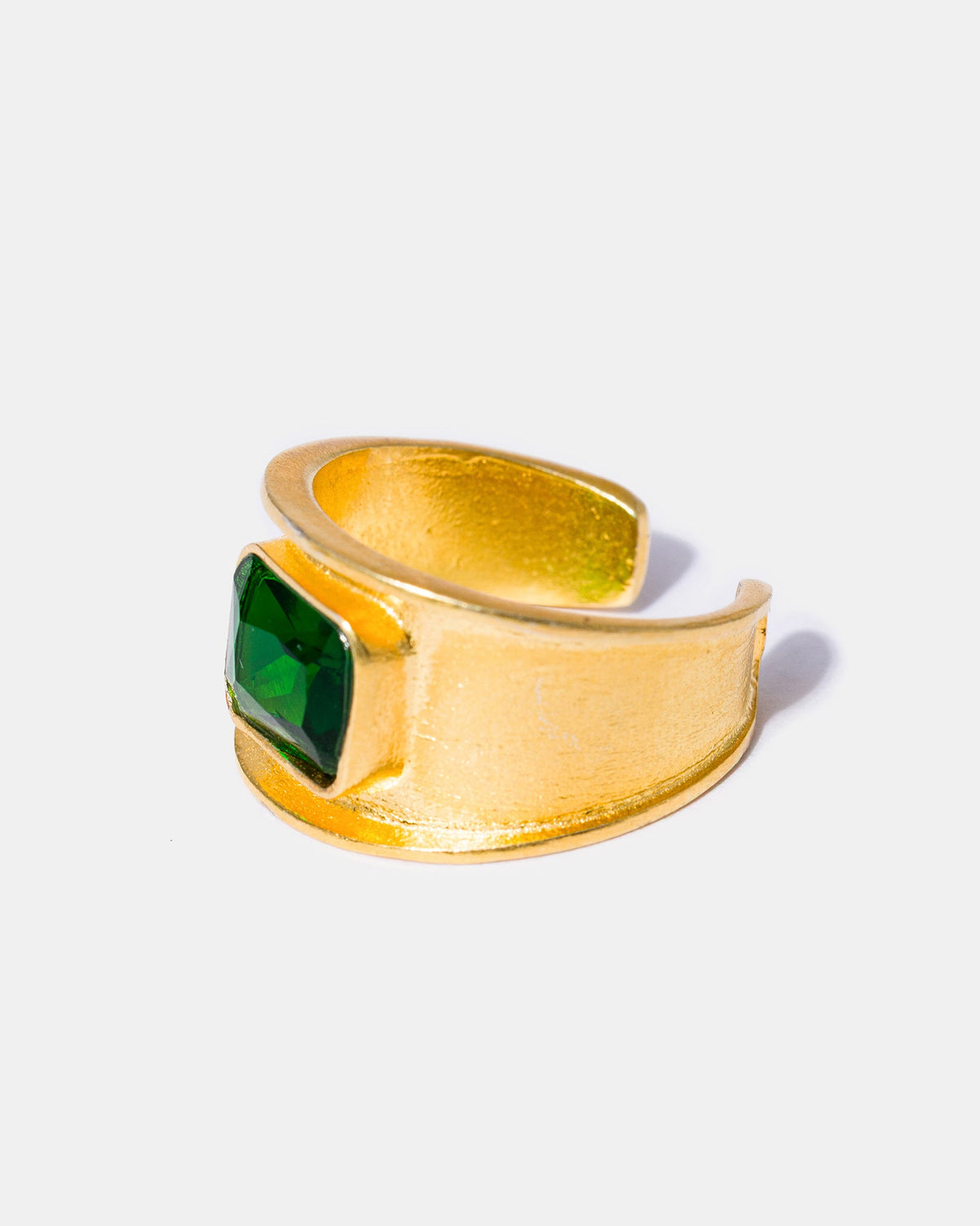 Side view of green jade gemstone signet ring