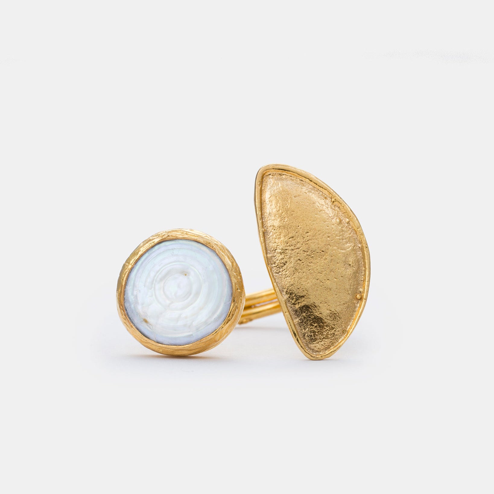 Lunar Pearl adjustable gold-plated ring featuring a freshwater pearl and textured crescent design