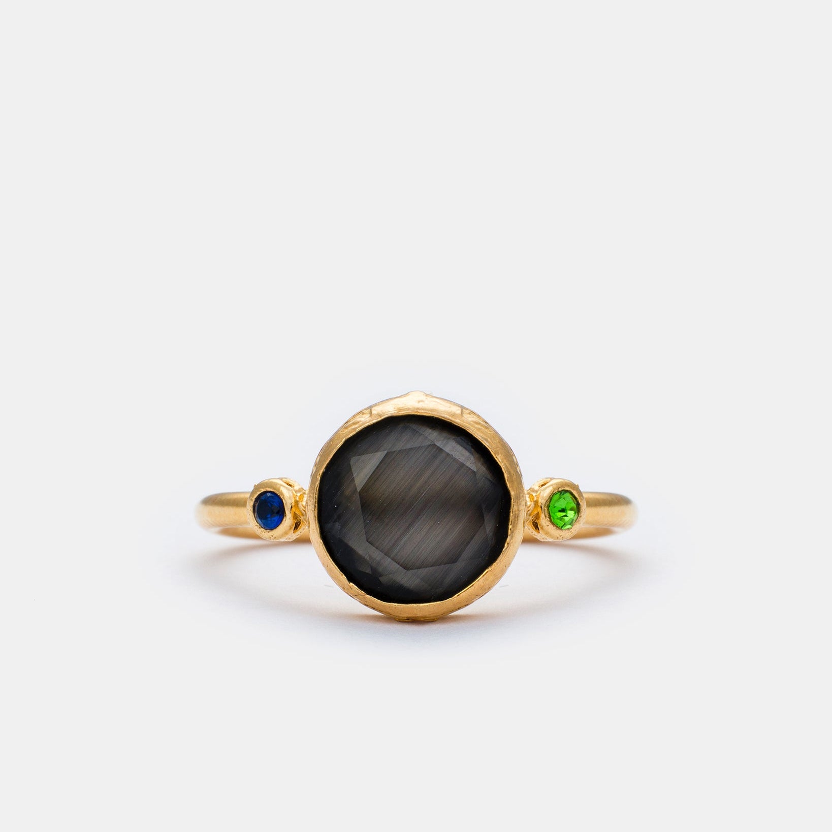 Midnight Aura Cat's Eye adjustable ring with black cat eye stone and gold-plated brass band