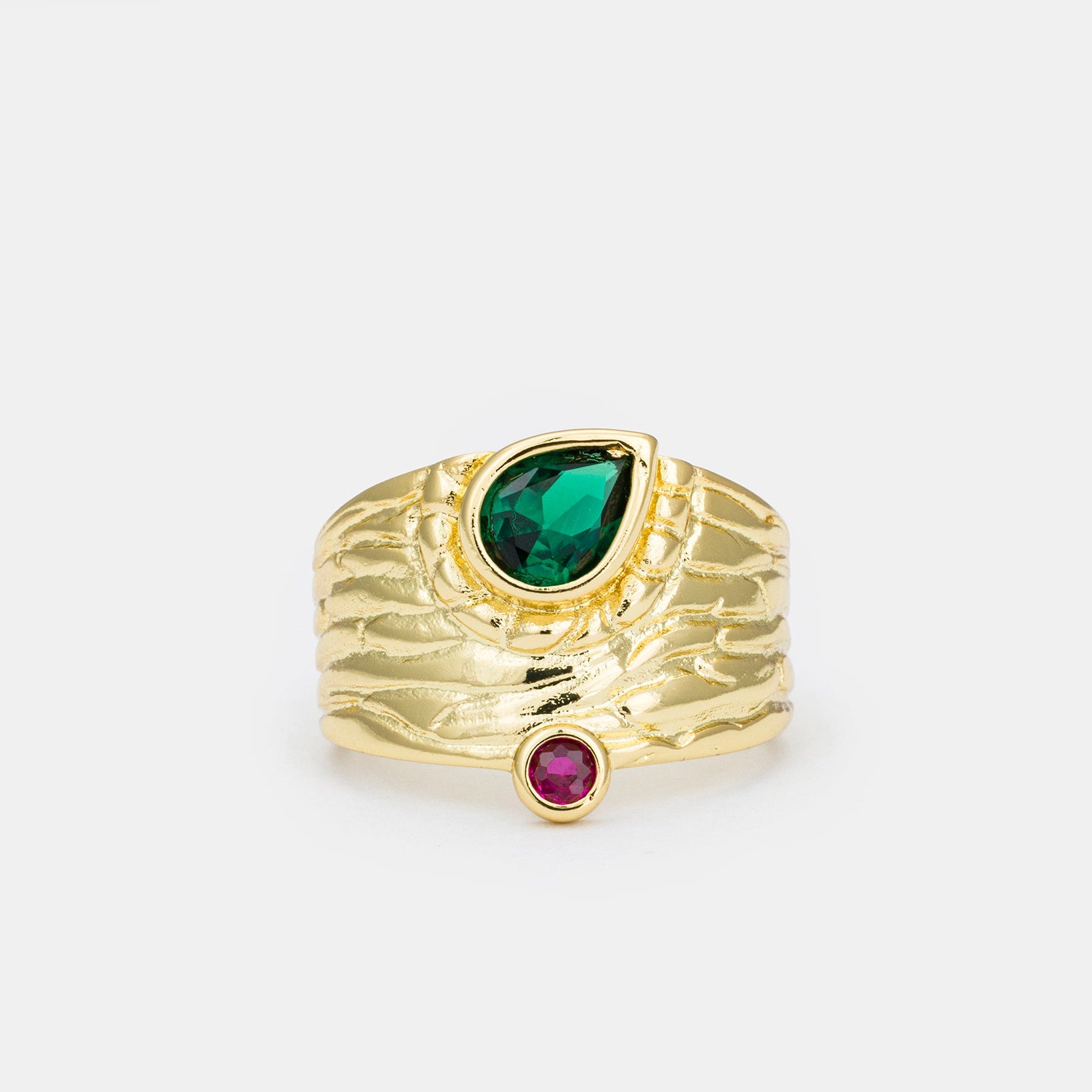 Radiant Ripple adjustable gold-plated ring featuring a green pear-shaped zircon and textured band